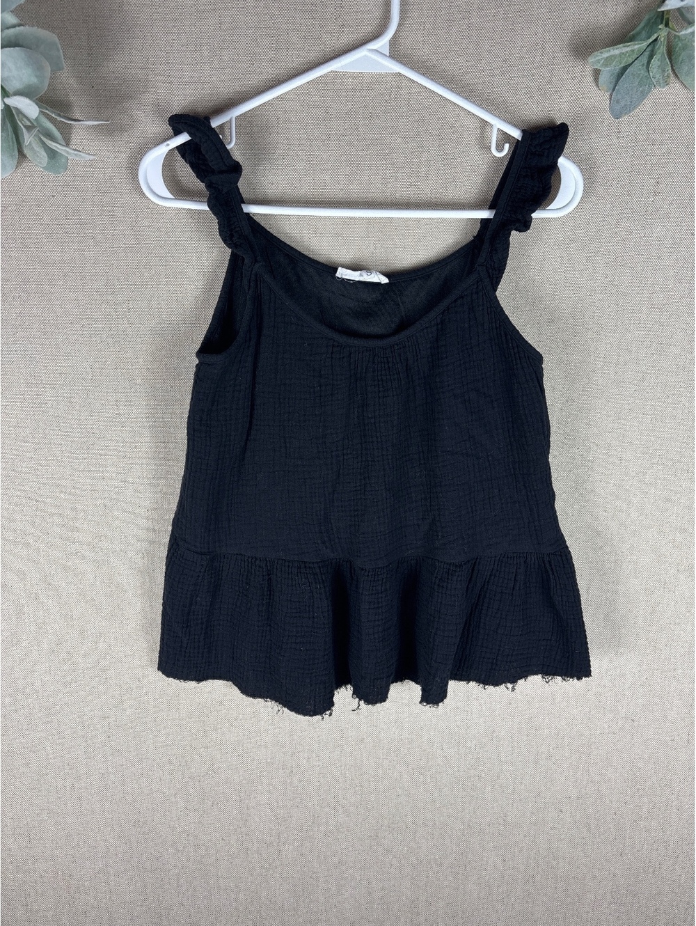 Aemi + Co > Black Distressed Frill Tank Top Small